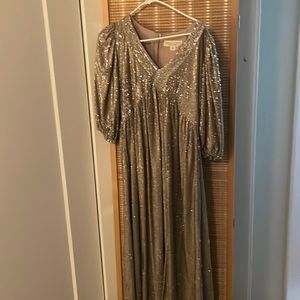 Pretty Saltwater Luxe holiday dress! Sequins and sparkle!